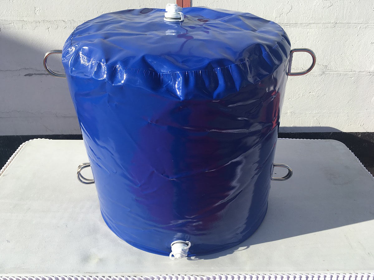 Blauer Wassersack für Hüpfburgen zur Befestigung 98 kg