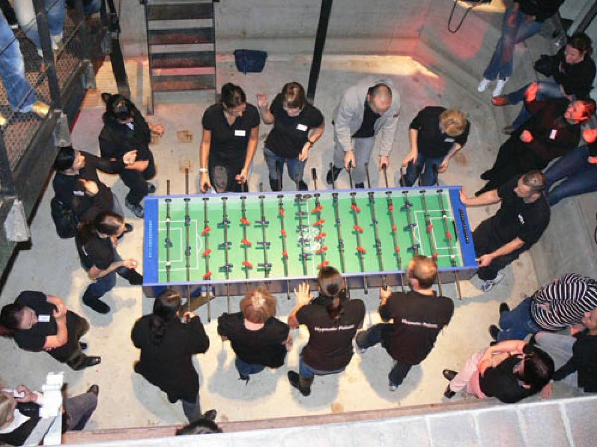 XXL TISCHKICKER kaufen - TISCHKICKER auch mit LED Licht