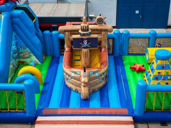 Mega Spielpark 15m x 8m x 5,80m