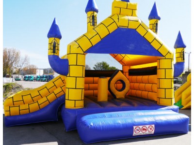 Hüpfburg mit Rutsche Camelot kaufen
